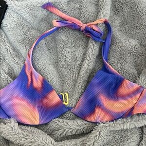 Boutique bikini top